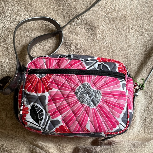Vera Bradley Be Colorful Crossbody NWT - Picture 2 of 14
